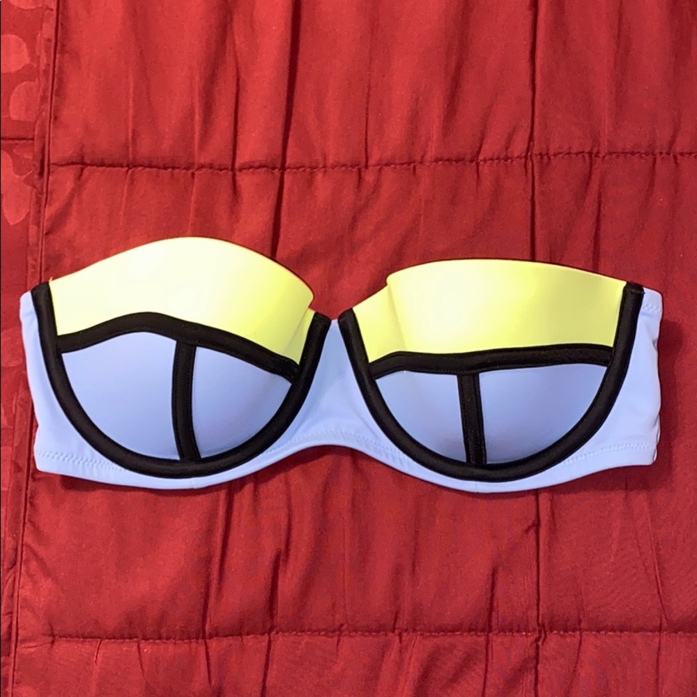 Bathing suit top